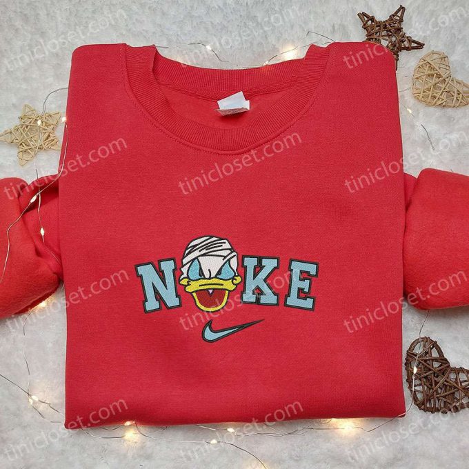 Nike X Donald Duck Embroidered Shirt – Perfect Nike Inspired Gift For Family