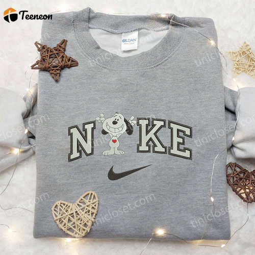 Nike x Snoopy Smile Sweatshirt: Peanuts Cartoon Embroidered Shirt Nike Inspired – Shop Now!