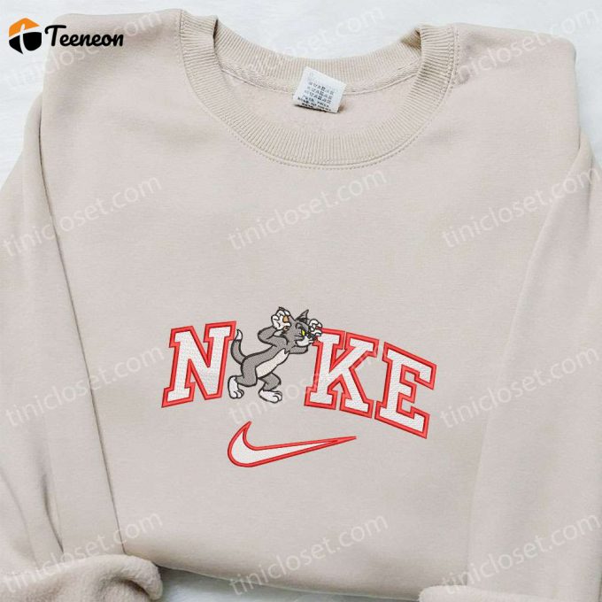 Nike X Tom Making Face Shirt Tom And Jerry Cartoon Hoodie – B Gift For Men Women Gift Ideas