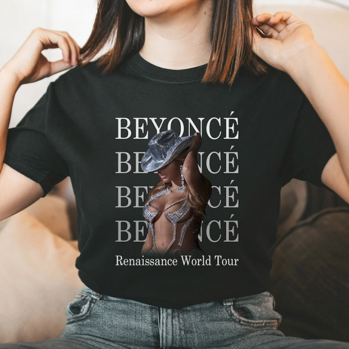 Discover The Renaissance World: Must-Have Tour Shirt For History Enthusiasts!