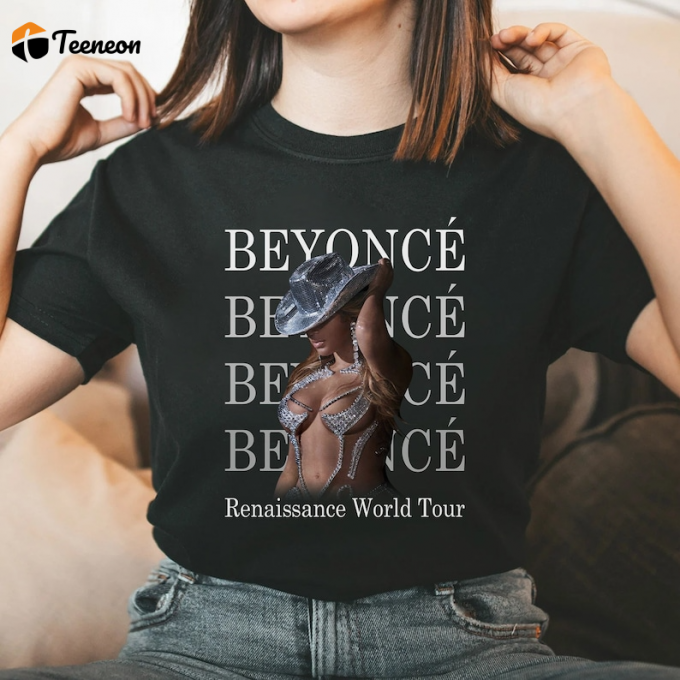 Discover The Renaissance World: Must-Have Tour Shirt For History Enthusiasts!