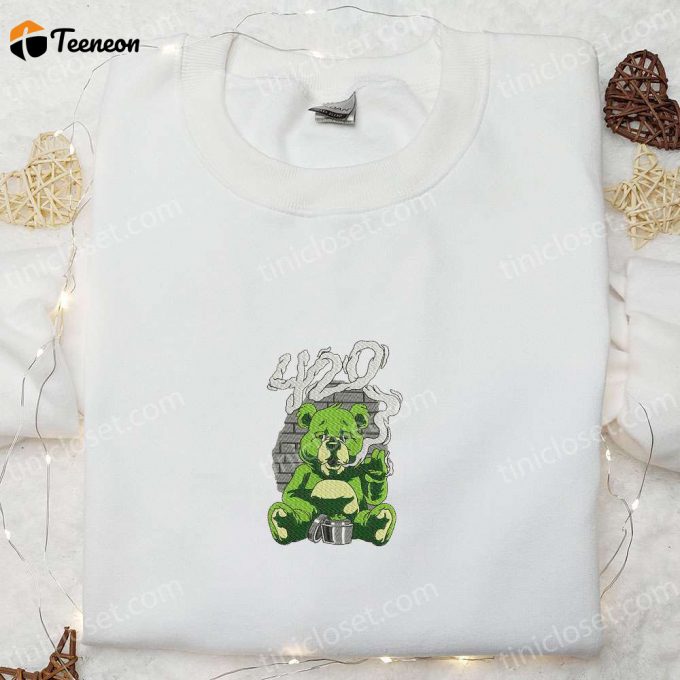 Smoking Bear Embroidered Shirt: Cool Gift For Family – B Gift For Men Women Quality And D Gift For Men Women