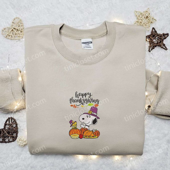 Snoopy And Woodstock Happy Thanksgiving Shirt &Amp; Peanuts Cartoon Hoodie – B Gift For Men Women Family Gifts