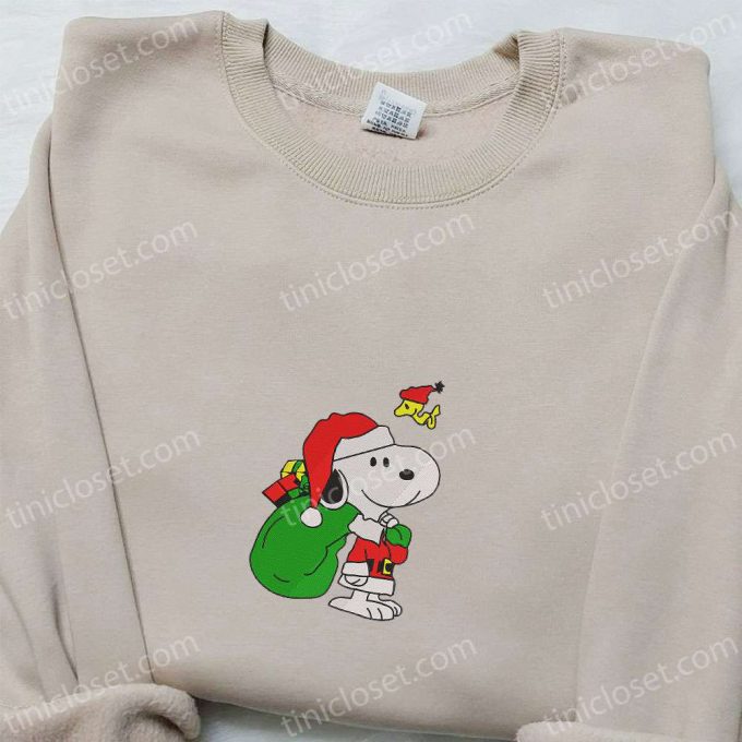 Snoopy &Amp; Woodstock Xmas Embroidered Shirt Peanuts Cartoon Hoodie &Amp; Sweatshirt: F Gift For Men Women Christmas Apparel