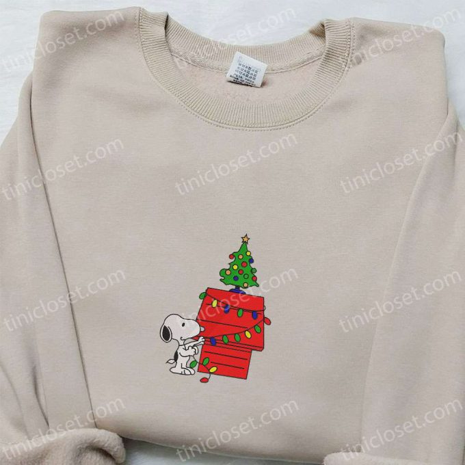 Snoopy Christmas House Embroidered Shirt Cartoon Hoodie &Amp; Sweatshirt – F Gift For Men Women Holiday Apparel