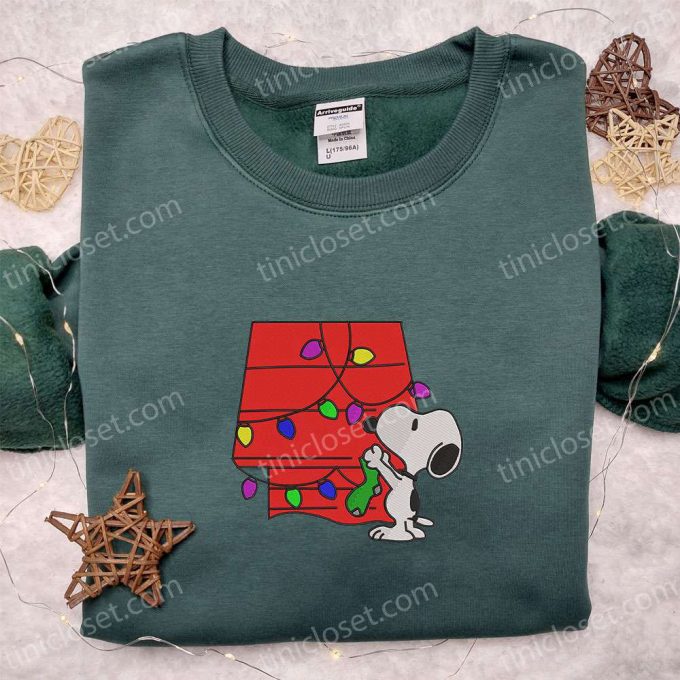 Snoopy Christmas House Embroidered Shirt &Amp; Peanuts Cartoon Hoodie: B Gift For Men Women Family Christmas Gifts