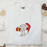 Snoopy Christmas Gift Embroidered Shirt & Peanuts Cartoon Hoodie: B Gift for Men Women Family Christmas Gifts