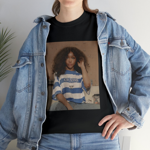 Get Retro with SZA s New Bootleg 90s Black T-Shirt – Limited Edition Style!